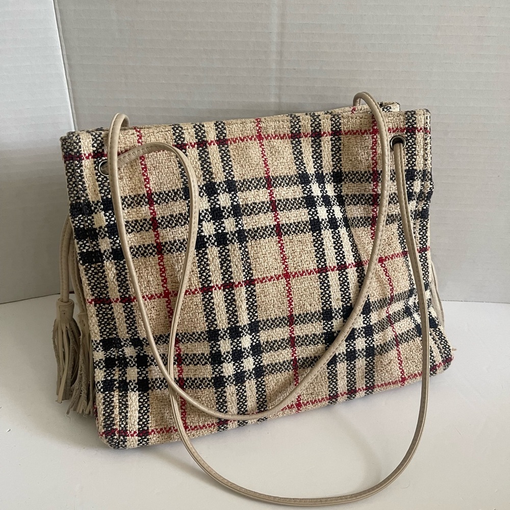 BURBERRY: Stunning Burberry Nova Check handbag with side tassels